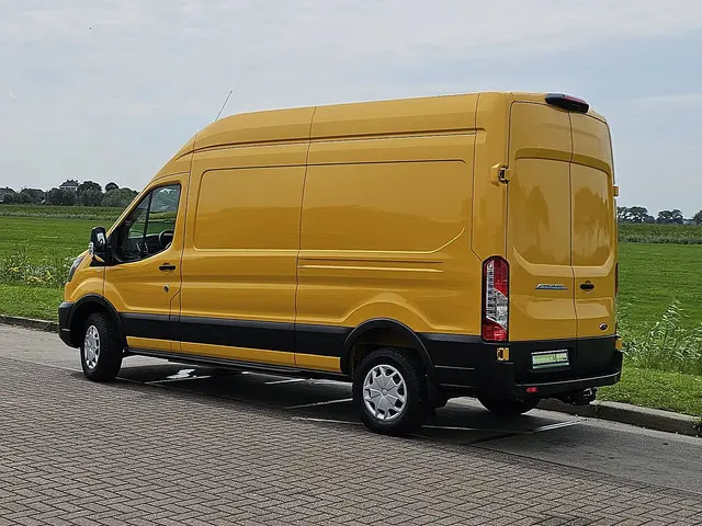 Ford E-Transit