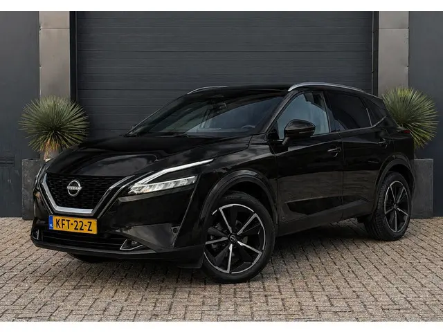 Nissan Qashqai 1.3 MHEV Xtronic Tekna Automaat|Pano|360