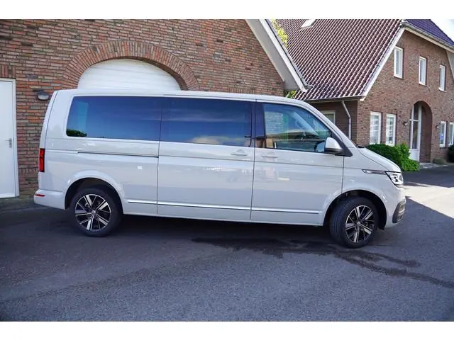 Volkswagen Transporter 2.0 TDI 204PK DSG L2H1 DUB/CAB LED LEDER NAVI Volkswagen Transporter 2.0 TDI...
