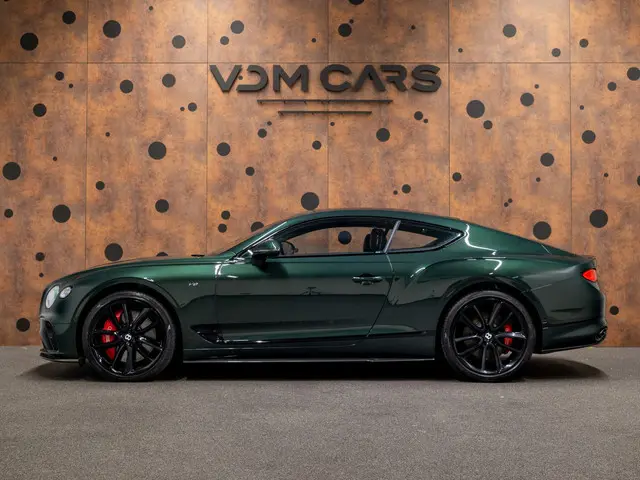 Bentley Continental GT 4.0 V8 | Pano | Carbon Styling | Mulliner | Rotating Display |