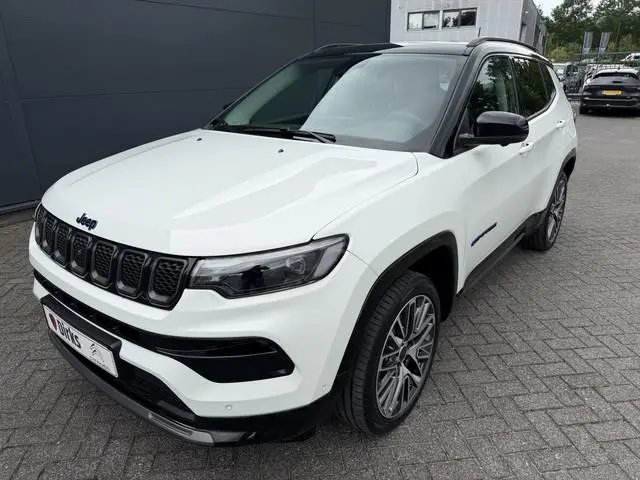 Jeep Compass 4xe 240 Plug-in Hybrid Electric Summit (Elektrisch Schuifdak - Leder incl verwarming/ko...