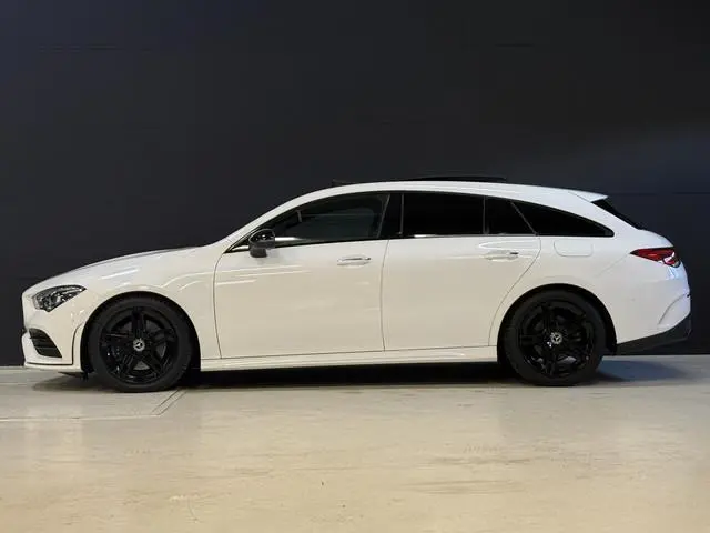 Mercedes-Benz CLA-klasse Shooting Brake 200 Business Solution AMG | Panoramadak | Sfeerverlichting |...