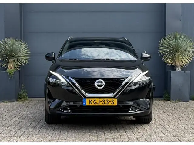 Nissan Qashqai 1.3 MHEV Xtronic Business Design