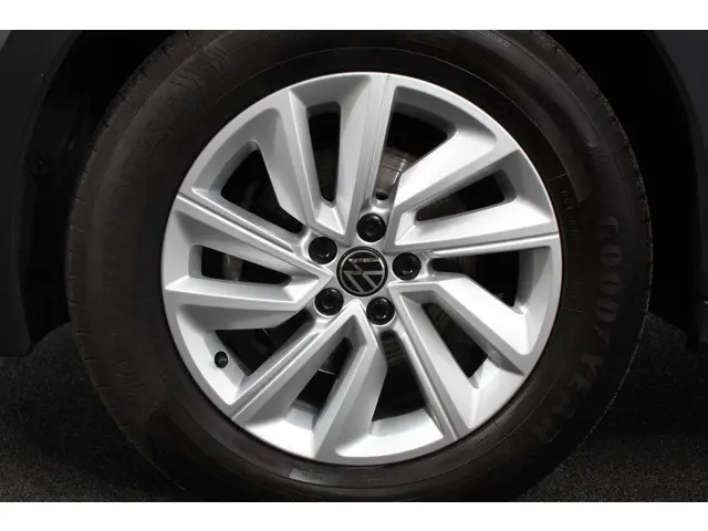 Volkswagen T-Cross 1.0 TSI 110 pk DSG Life Plus | Navigatie | Apple Carplay/Android Auto | Adaptive Cruise Control | Lane Assist | Camera | Parkeersensoren | Stoelverwarming | DAB