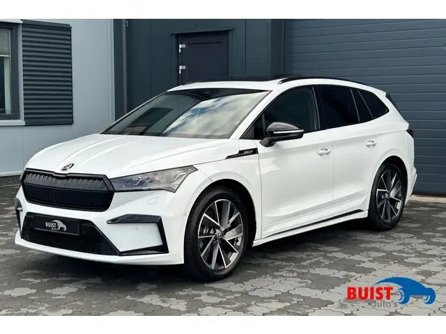 ŠKODA Enyaq iV 60 Sportline PANO LED KEYLESS 20"