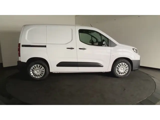 Toyota pro-ace
