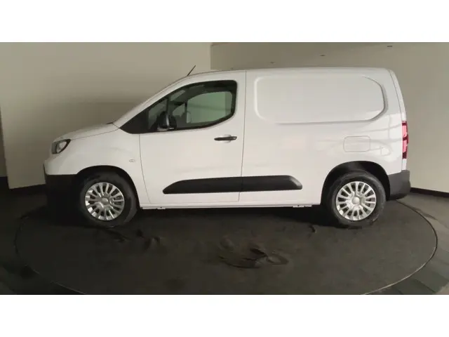 Toyota pro-ace