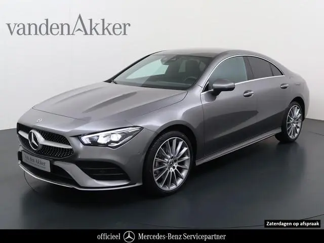 Mercedes-Benz CLA-klasse 250e AMG // SoH 92,2% // Keyless Entry // Sfeerverlichting // Camera // 19"...