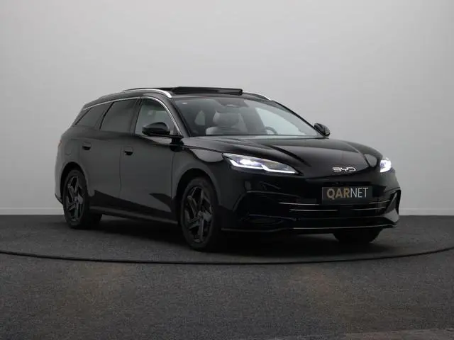 BYD SEAL