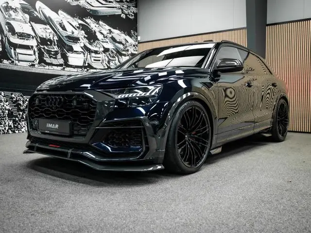 Audi RSQ8