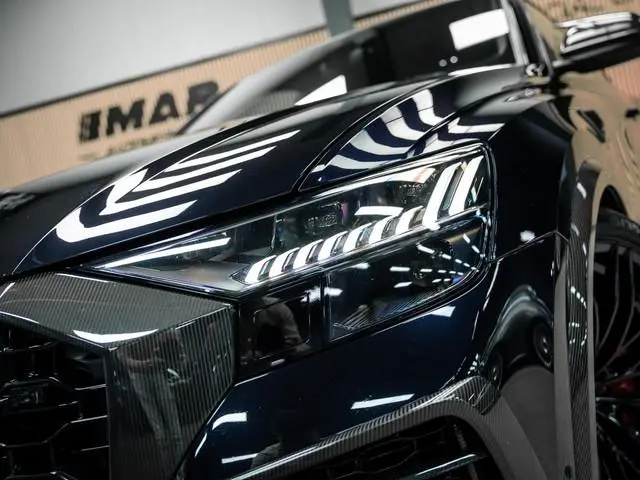 Audi RSQ8