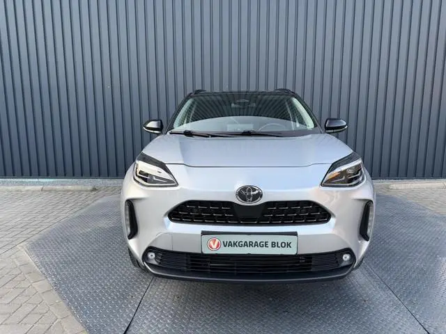 Toyota Yaris Cross 1.5 Hybrid 130 Executive / Bi tone | PREMIUM PACK!!  | Rijklaar!!