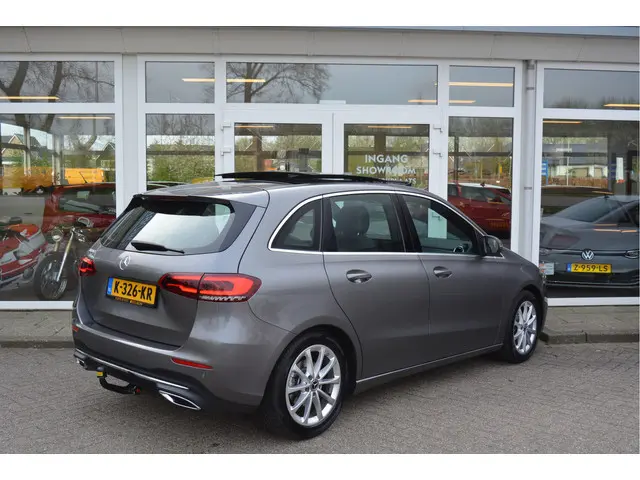 Mercedes-Benz B-klasse 180 Advantage ✅ Pano ✅ Trekhaak ✅ Orig. NL ✅ NAP ✅