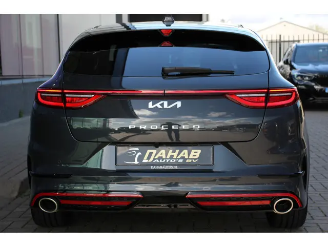 Kia ProCeed