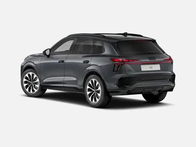 Audi Q3 1.5 200kW e-hybrid S edition 272 PK · Tech plus · Trekhaak elek. wegklapbaar · Glazen panora...
