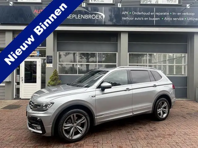Volkswagen Tiguan Allspace 1.5 TSI Highline Business R 7p. | Pano | VC | Keyless | Winterpakket | Na...