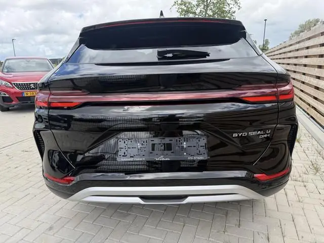 BYD SEAL U
