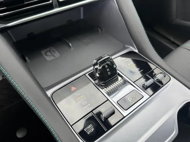 BYD SEAL U