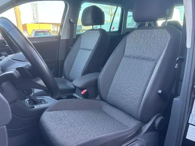 Volkswagen Tiguan 1.5 TSI Life Business | Parkeer Camera | Stuur Verwarming | Adaptive Cruise