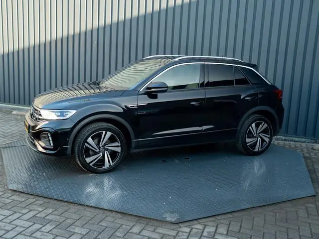 Volkswagen T-Roc 1.5 TSI R-Line Business | Side Assist | Keyless | Camera | Elk. A-klep | IQ Light |...