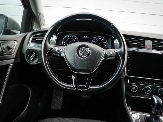 Volkswagen e-Golf