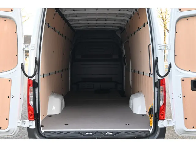 Mercedes-Benz eSprinter