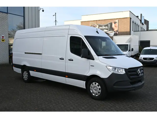 Mercedes-Benz eSprinter