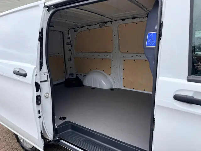 Mercedes-Benz eVito