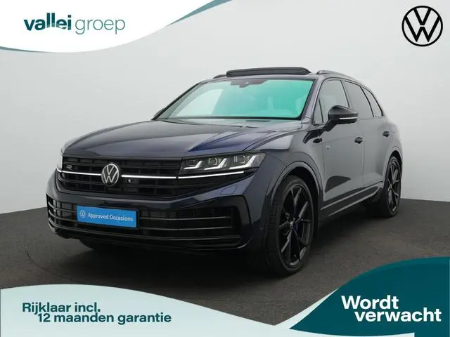 Volkswagen Touareg 3.0 TSi eHybrid 408 pk 4MOTION R | Panoramadak | Trekhaak | Nachtzicht | Puglia l...