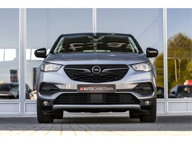 Opel Grandland X 1.2 Turbo Innovation | NL Auto | Carplay | Elektrische Klep