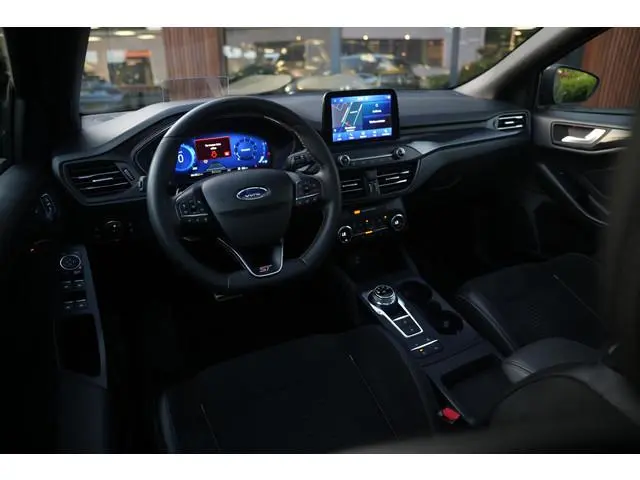 Ford Focus 2.3 EcoBoost ST-X MK4 Virtual Teller Automaat | Panorama | HUD | ACC | Performance Seats...