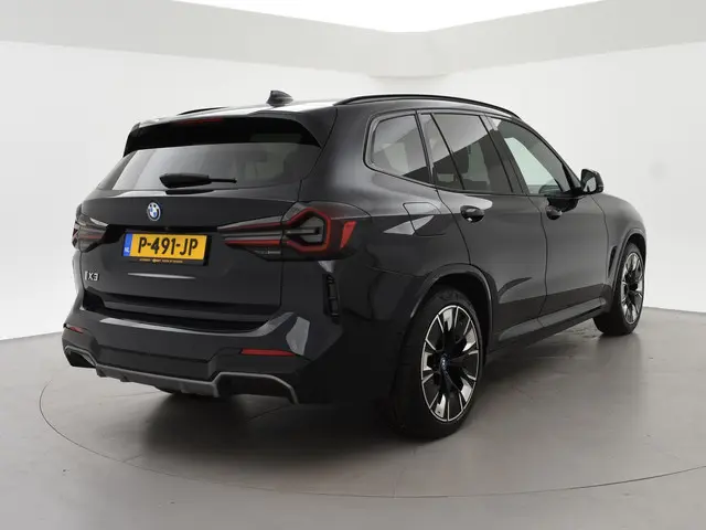 BMW iX3 M-SPORT HIGH EXECUTIVE 80 kWh + TREKHAAK | HEAD-UP | 360 CAMERA | PANORAMA | STUURVERWARMING