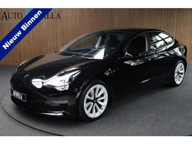 Tesla Model 3 Long Range AWD 75 kWh 90.5 SOH - Leder -19 INCH - Pano