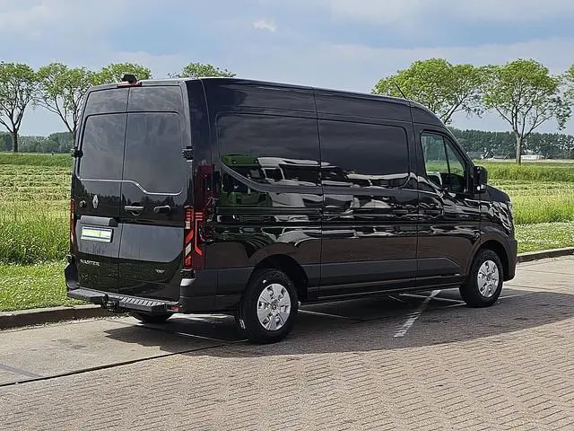 RENAULT MASTER l2h2 87kwh 404k wltp