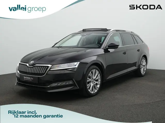 Skoda Superb 1.4 TSI 218 pk iV Style | Panoramadak | Trekhaak | Navigatie Columbus | Geheugenstoel |...