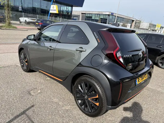 Toyota Aygo X 1.0 VVT-i MT Limited