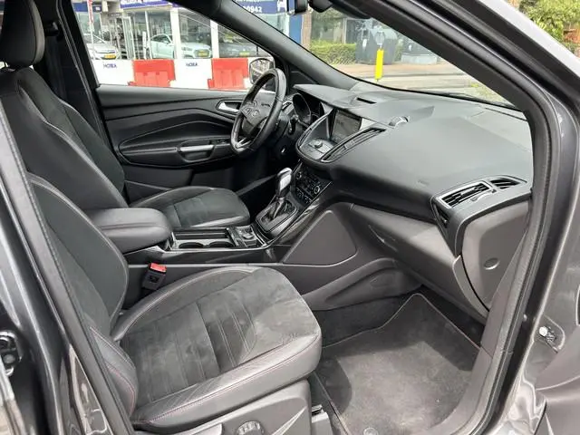 Ford Kuga 1.5 EcoBoost Vignale ST Automaat 4x4 full optie