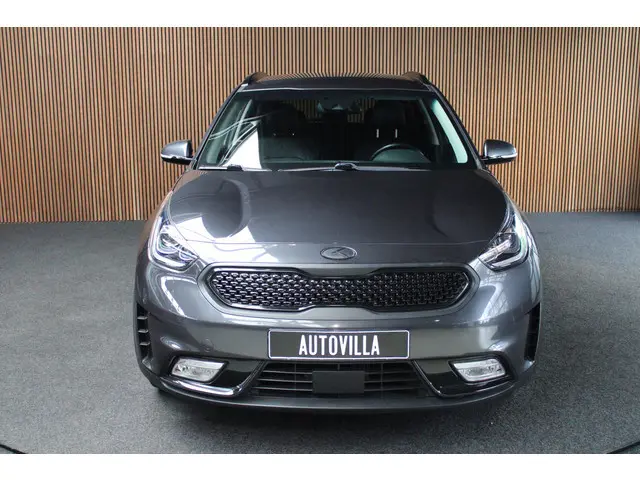 Kia Niro 1.6 GDi Hybrid ExecutiveLine Black Pack - JBL Sound - Apple Carplay - Trekhaak