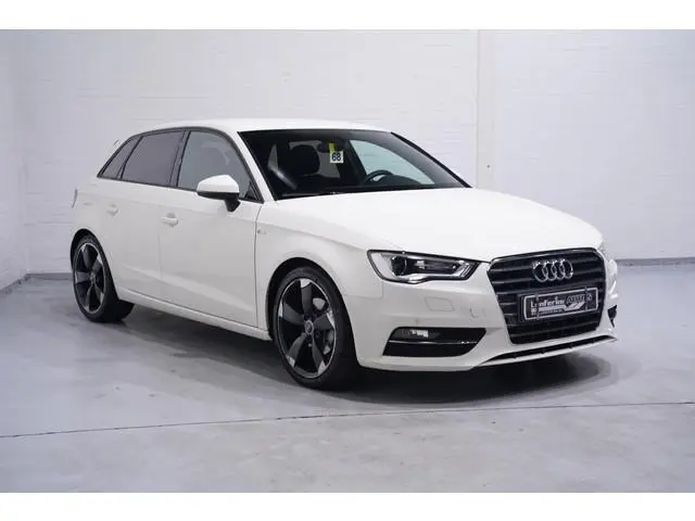 Audi A3 Sportback 1.4 TFSI Ambition Pro Line S Navi Clima Xenon Stoelverwarming PDC v+a Rijklaar!