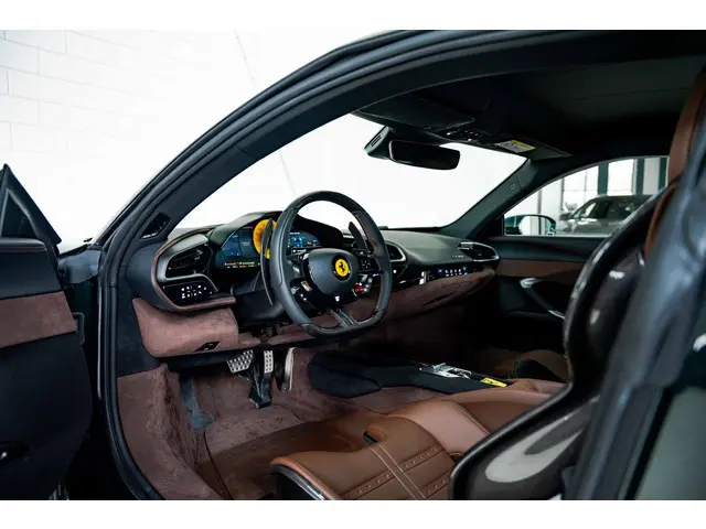 Ferrari 296