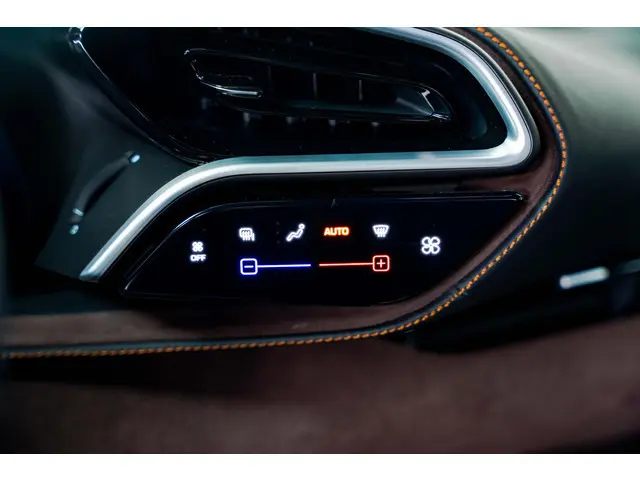 Ferrari 296