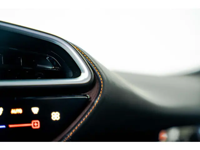 Ferrari 296