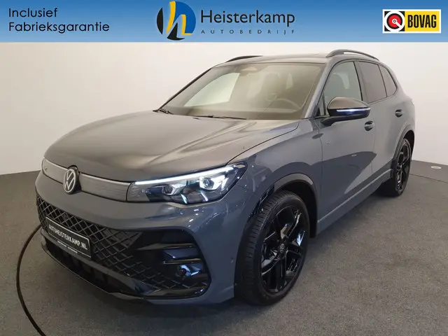 Volkswagen Tiguan 1.5 eTSI 150pk DSG/AUT R-Line Leder, Wegklapbare trekhaak, Panoramadak, 360 camera