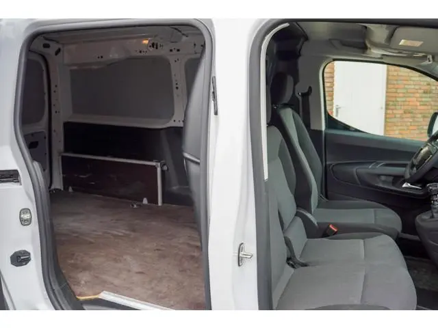 Fiat Doblo 1.5D 100 pk L2 Navi, Camera, BPM vrij, PDC V+A Laadruimte Pakket, Apple Carplay, 3-Zits