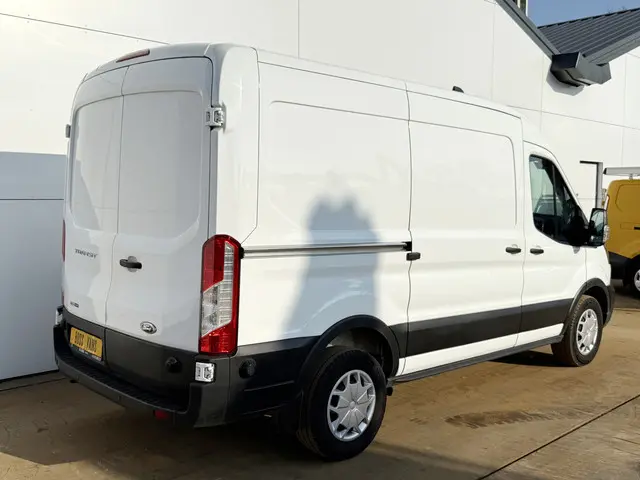 Ford Transit 2.0 TDCI 130PK L2H2 Airco Cruise Control Lane Assist Parkeersensoren