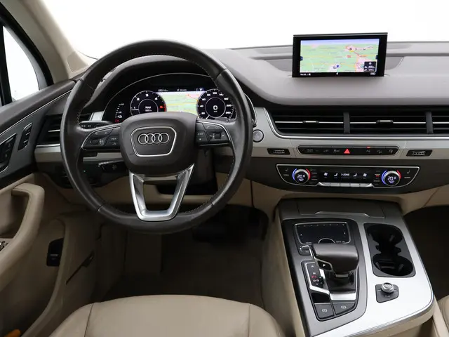 Audi Q7 3.0 TDI V6 E-TRON 374 PK HYBRID + LUCHTVERING | 21 INCH LMV | VIRTUAL COCKPIT | BOSE | CAMER...