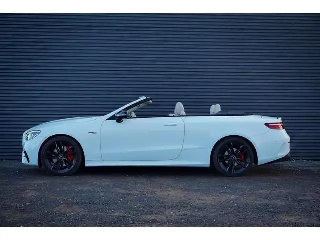 Mercedes-Benz E-klasse Cabrio 300 AMG Line / 53 AMG Uitgevoerd / Carbon / Stoelverwarming