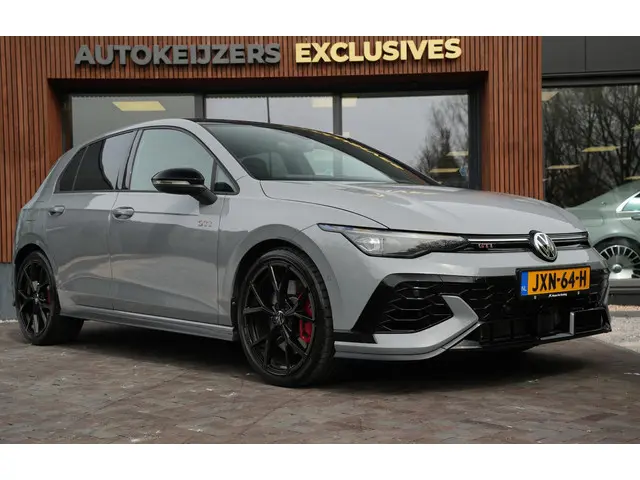 Volkswagen Golf 2.0 TSI GTI Facelift IQ LED Sfeerverlichting Harman/Kardon Carplay Stuurverw. 19"LM