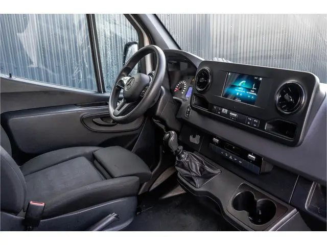 Mercedes-Benz Sprinter 311 CDI L2H2 | Volledig Ingericht | Mbux | Camera | Navi | Climatronic
