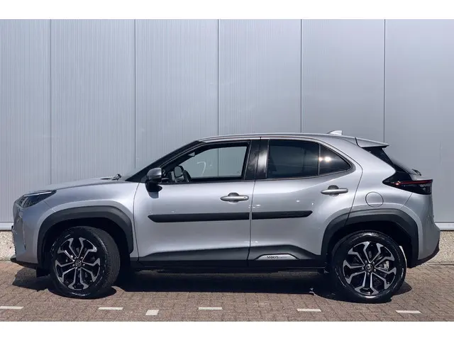 Toyota Yaris Cross 1.5 Hybrid Dynamic AWD